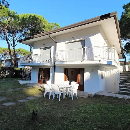 350m From The Sea *
